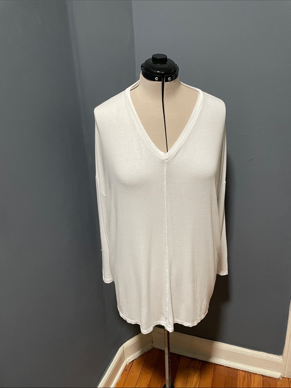 ASOS Maternity White V-Neck Long Sleeve Tunic Size-10